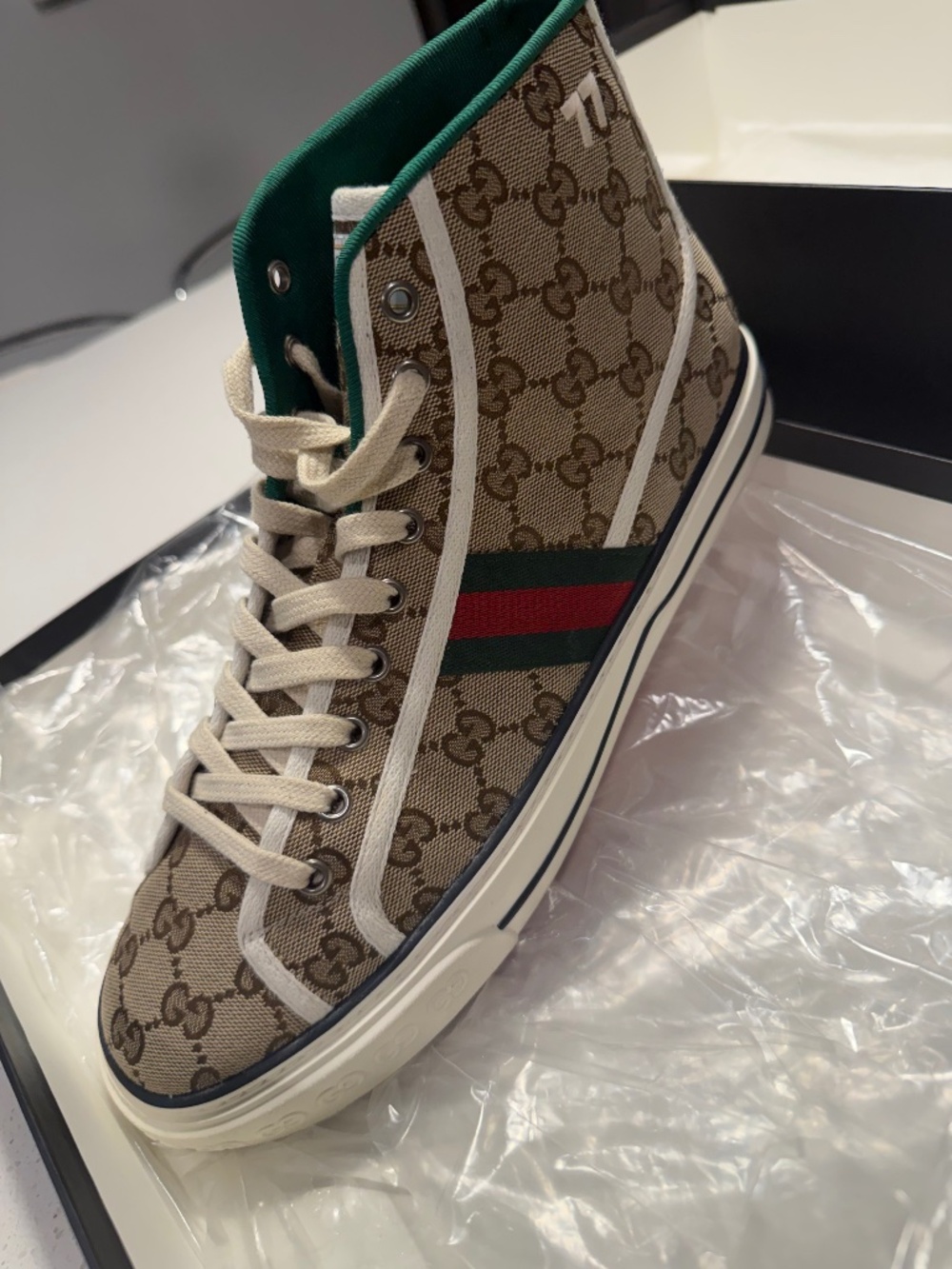Men’s AUTHENTIC Gucci Tennis 1977 Sneakers